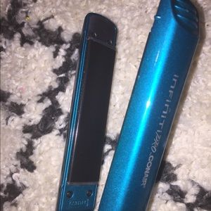 blue conair straightener.